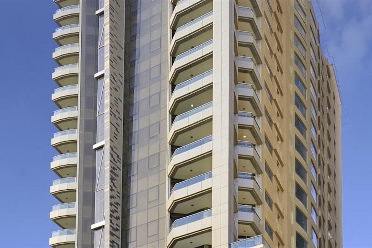 Al Majaz Premiere Hotel Apartments Sharjah Luaran gambar